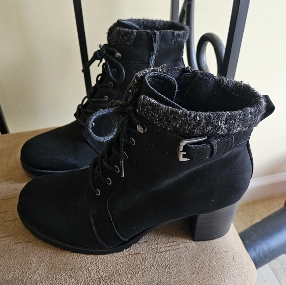 Kim Roger's Women's Black Ankle Boots - Picture 1 of 9